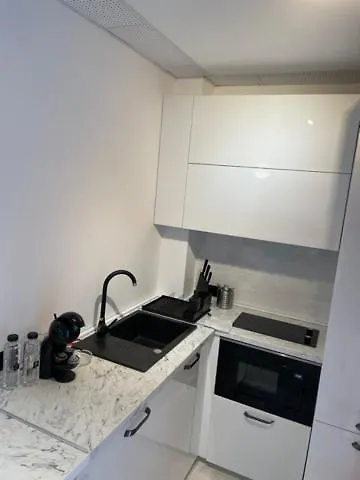 Apartment Studio No 2 Free Parking Catedral Residence Bucharest