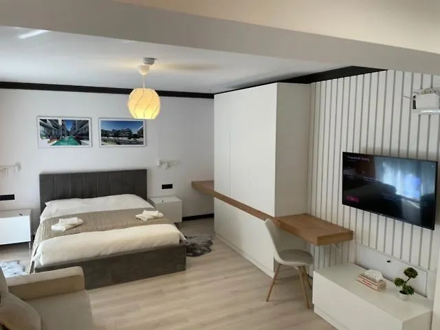 Apartment Studio No 2 Free Parking Catedral Residence Bucharest